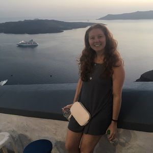 Meet your Posher, Elena